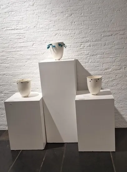 Keramiek, Bloemenschilderijen en sieraden bij de Guldenberg