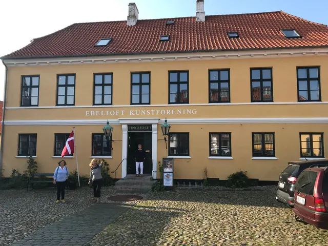 Medlemmernes efterårsudstilling, Ebeltoft Kunstforening