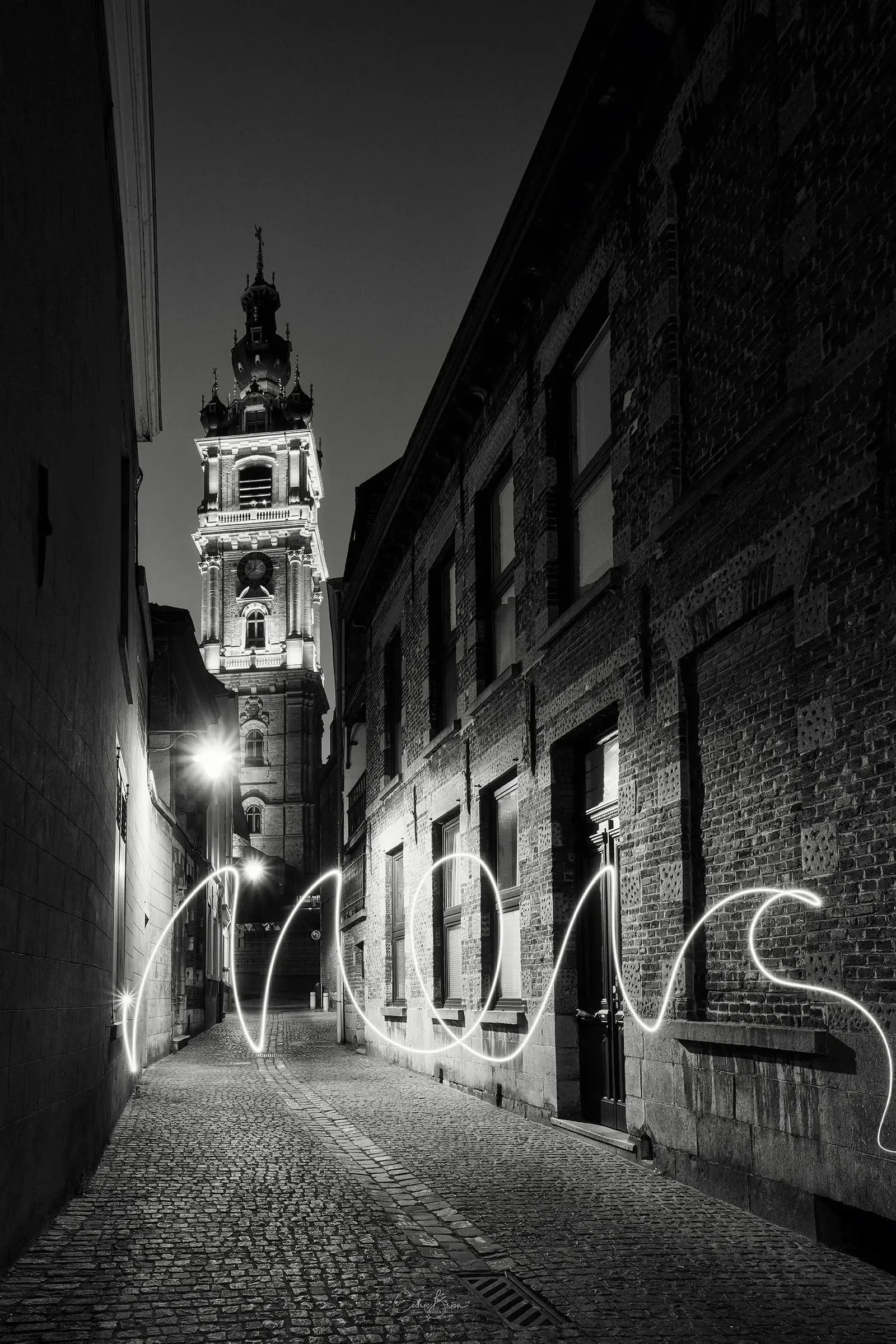 Mons