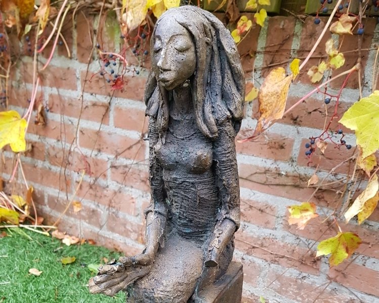 For sale: unique bronze statue by Dirk de Keyzer