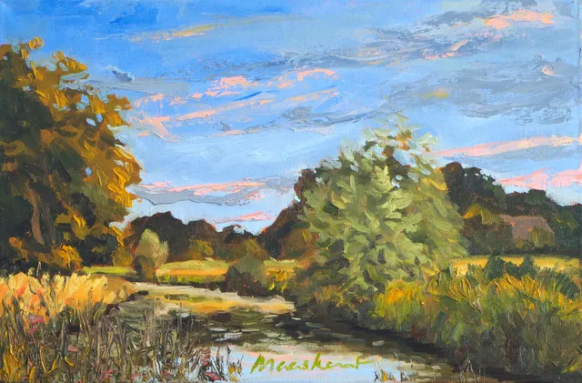 Rivier in avondlicht