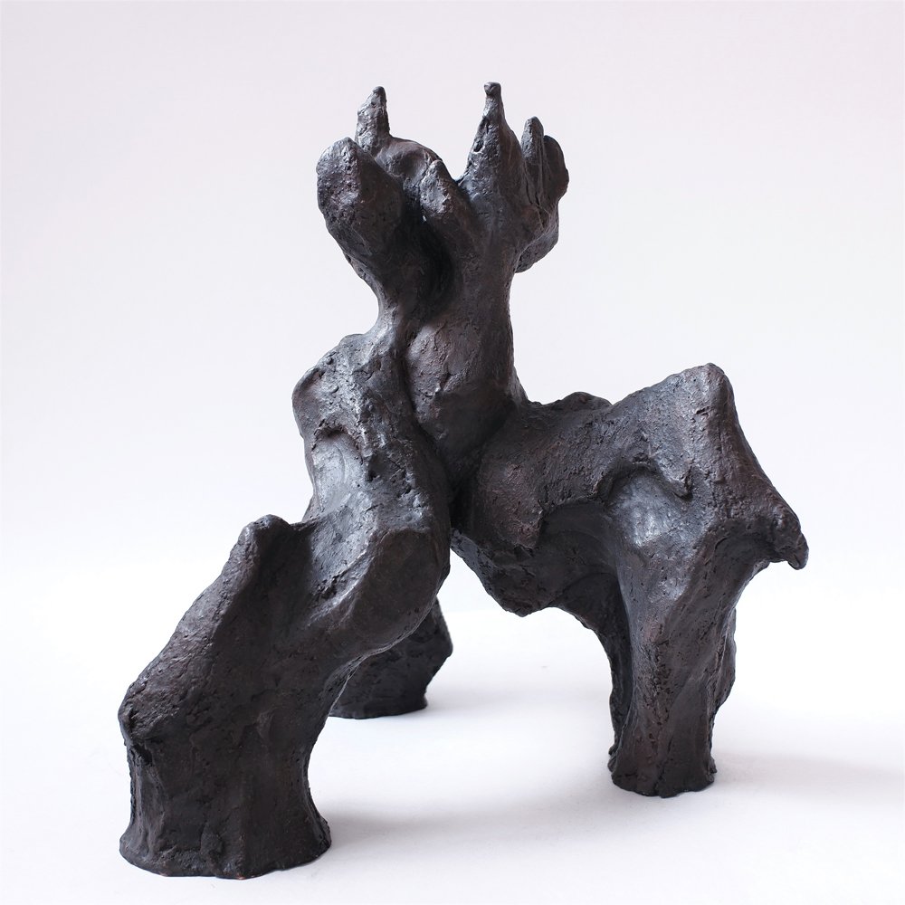Mabis, grès cérame, patine noire reflets brun foncé, 43x40x34 cm (1)