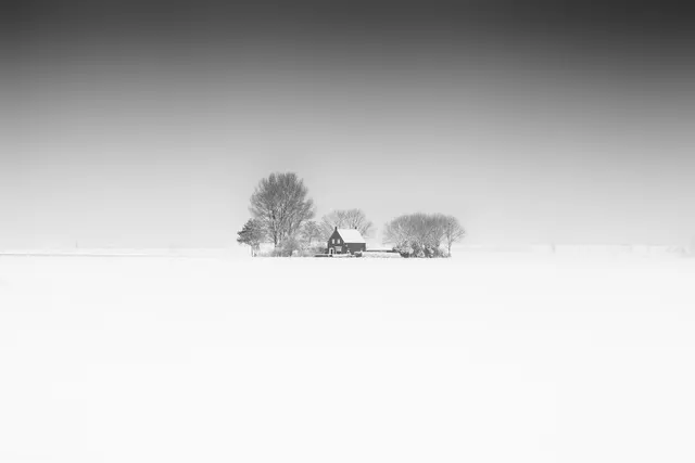 House in Snow (sold €4770,-) unique artwork 1/1 award-winning