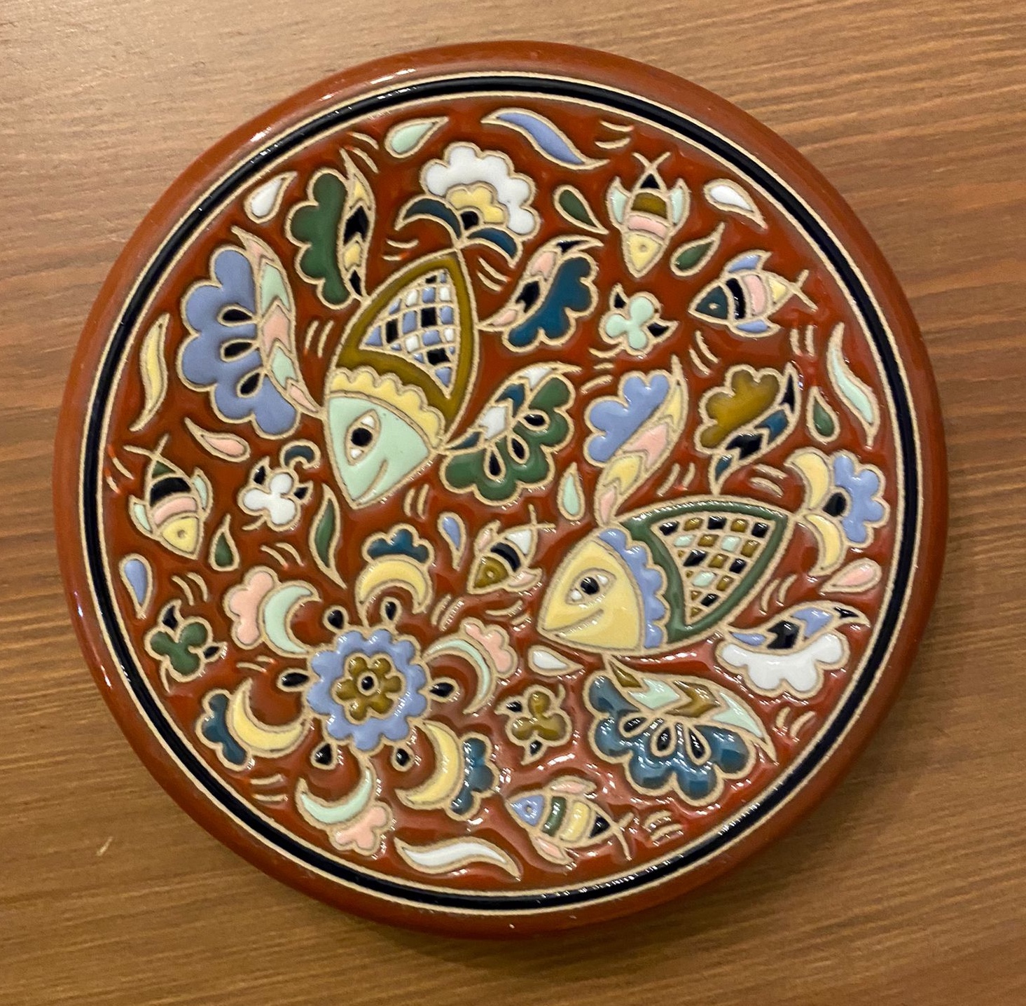 Crimean Tatar pottery. Enamel painting. Bakhchisaray.