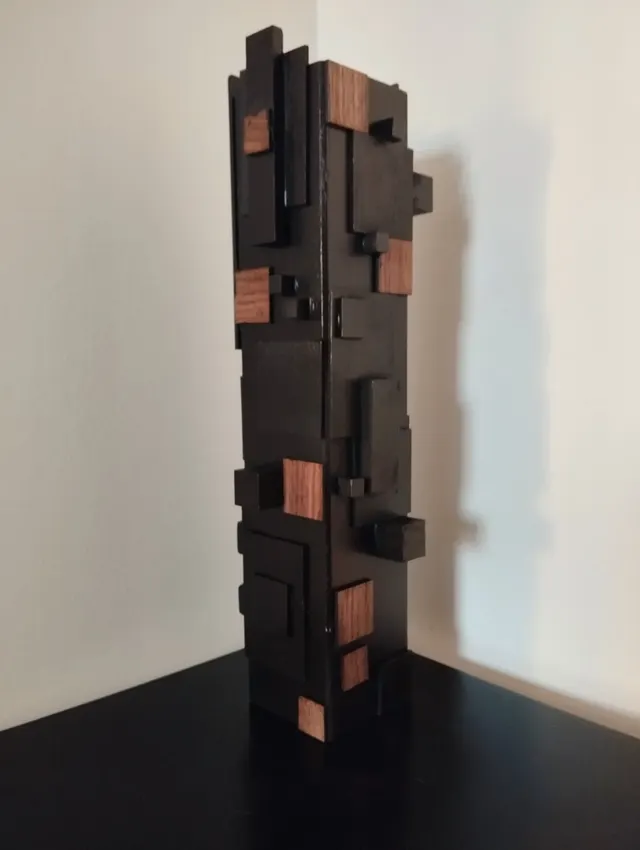 MONOLITH