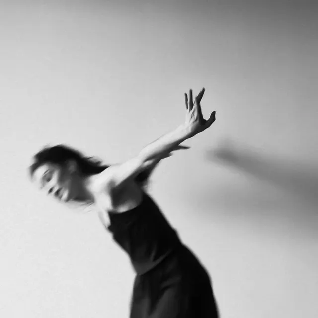 DANCE ( Part I ) n°01