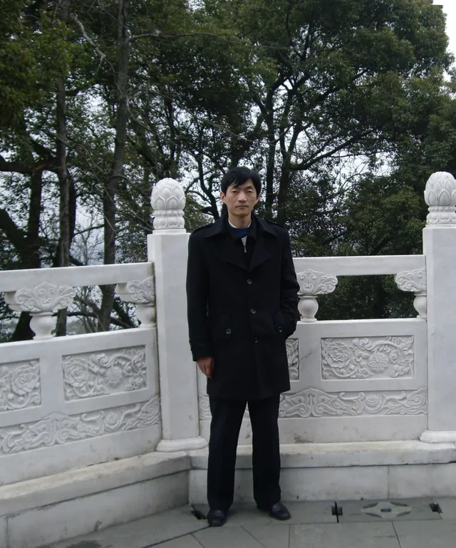 Zhize Lv