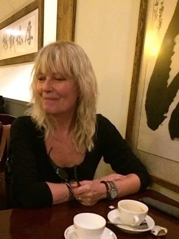Louise Sacksioni