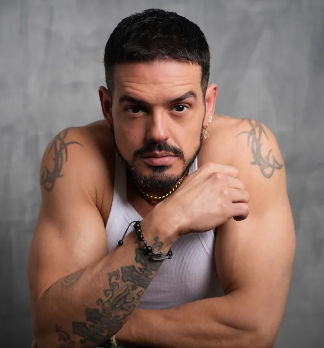 Ache Hernandez