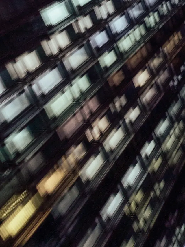 RATTLING PANES I