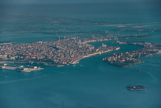 Sierra, Venezia