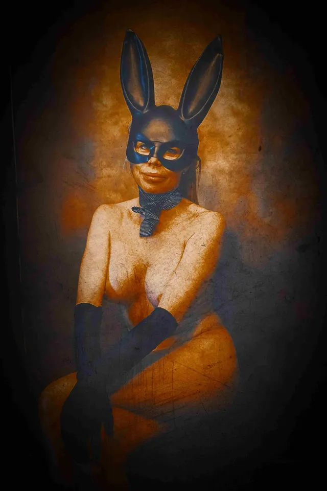 The Playboy Club Bunny par Gaudi .C