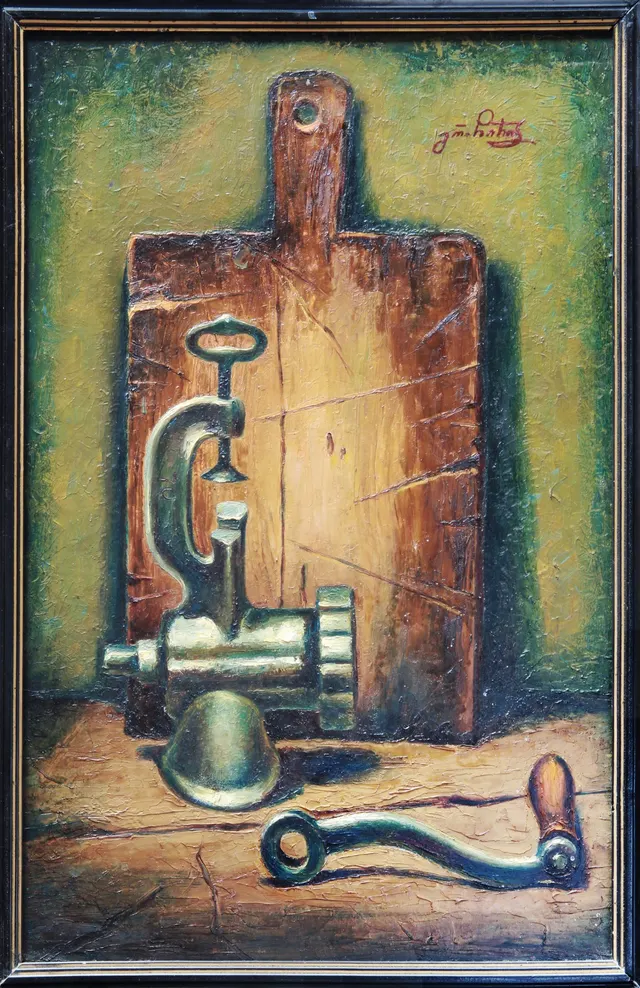 Meat grinder