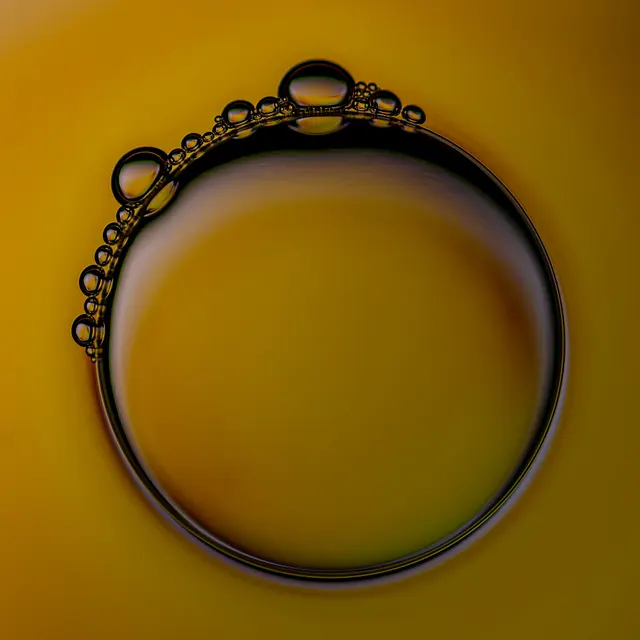 Golden bubble