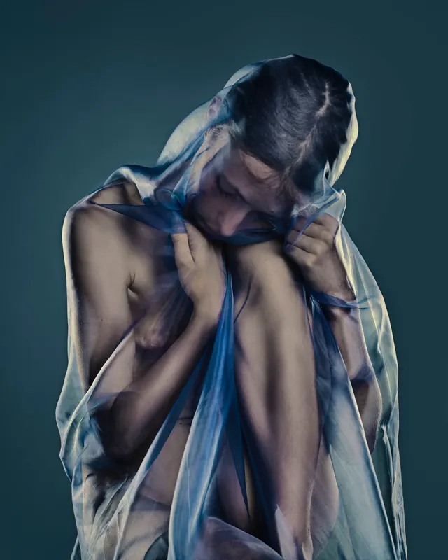Through The Second Skin, Maren